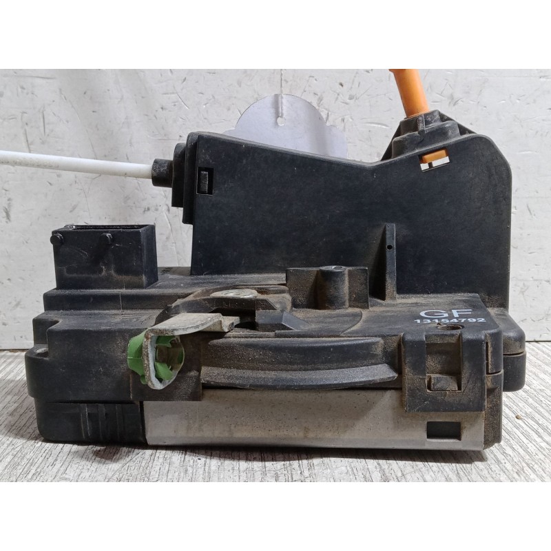 Recambio de cerradura puerta delantera derecha para opel meriva a monospace (x03) 1.7 cdti (e75) referencia OEM IAM   