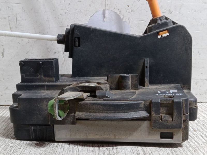 Recambio de cerradura puerta delantera derecha para opel meriva a monospace (x03) 1.7 cdti (e75) referencia OEM IAM   