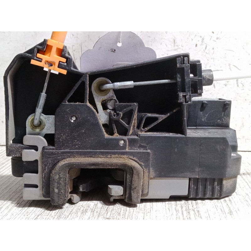 Recambio de cerradura puerta delantera derecha para opel meriva a monospace (x03) 1.7 cdti (e75) referencia OEM IAM   