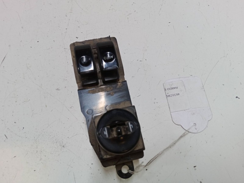 Recambio de mando elevalunas delantero izquierdo para hyundai h-1 / starex autobús (a1) 2.5 tci referencia OEM IAM   