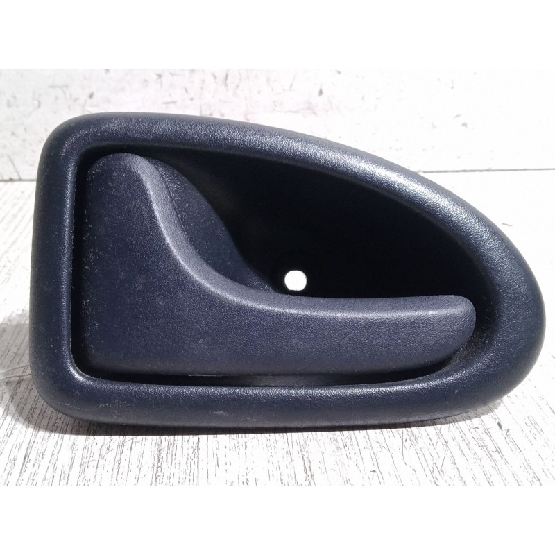 Recambio de maneta interior puerta trasera izquierda para renault clio ii (bb_, cb_) 1.2 (bb0a, bb0f, bb10, bb1k, bb28, bb2d, bb