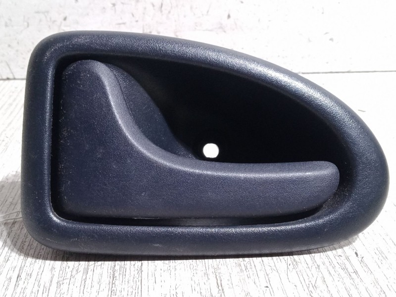Recambio de maneta interior puerta trasera izquierda para renault clio ii (bb_, cb_) 1.2 (bb0a, bb0f, bb10, bb1k, bb28, bb2d, bb
