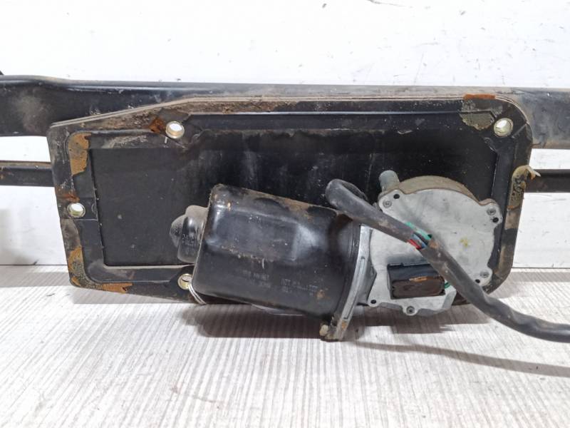 MOTOR LIMPIA DELANTERO 
