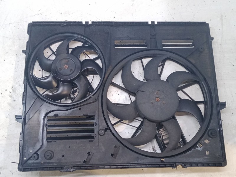 Recambio de electroventilador para volkswagen touareg (7la, 7l6, 7l7) 2.5 r5 tdi referencia OEM IAM 8A0121223A   Recambio de electroventilador para volkswagen touareg (7la, 7l6, 7l7) 2.5 r5 tdi referencia OEM IAM 8A0121223A
