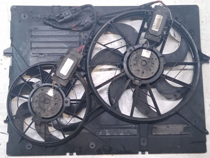 Recambio de electroventilador para volkswagen touareg (7la, 7l6, 7l7) 2.5 r5 tdi referencia OEM IAM 8A0121223A   Recambio de electroventilador para volkswagen touareg (7la, 7l6, 7l7) 2.5 r5 tdi referencia OEM IAM 8A0121223A
