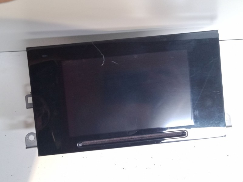 Recambio de pantalla multifuncion para toyota auris (_e18_) 1.8 hybrid (zwe186_) referencia OEM IAM 8614002360  10R038055