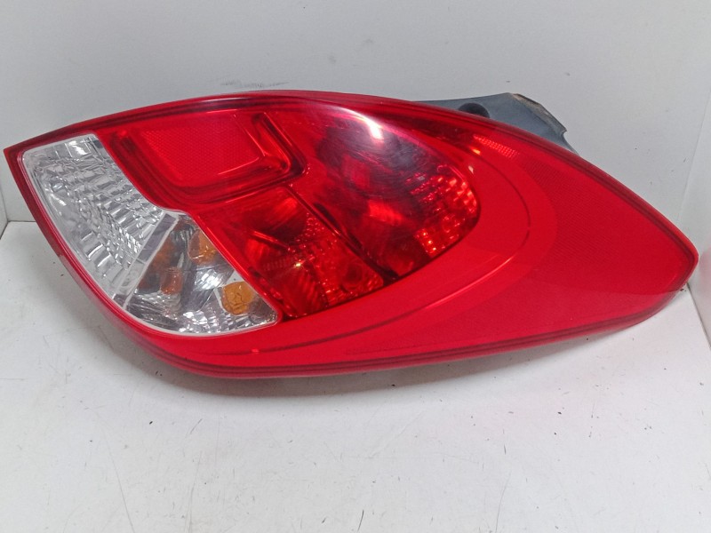 Recambio de piloto trasero derecho para hyundai i20 i (pb, pbt) 1.2 referencia OEM IAM 924024P500  