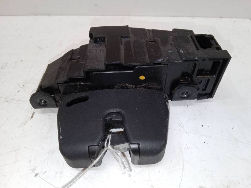 CERRADURA MALETERO / PORTON 