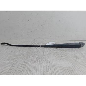 BRAZO LIMPIA DELANTERO DERECHO 