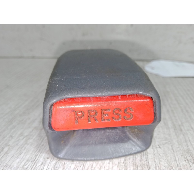 Recambio de anclaje cinturon delantero derecho para honda cr-v i (rd) 2.0 16v 4wd (rd1, rd3) referencia OEM IAM   