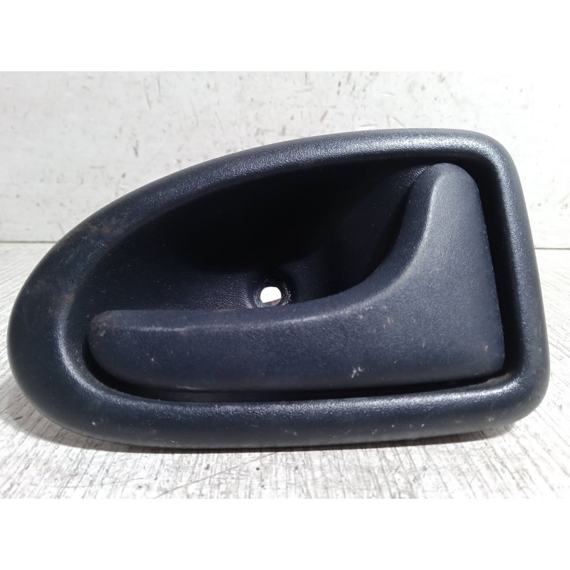 Recambio de maneta interior puerta trasera derecha para renault clio ii (bb_, cb_) 1.2 (bb0a, bb0f, bb10, bb1k, bb28, bb2d, bb2h