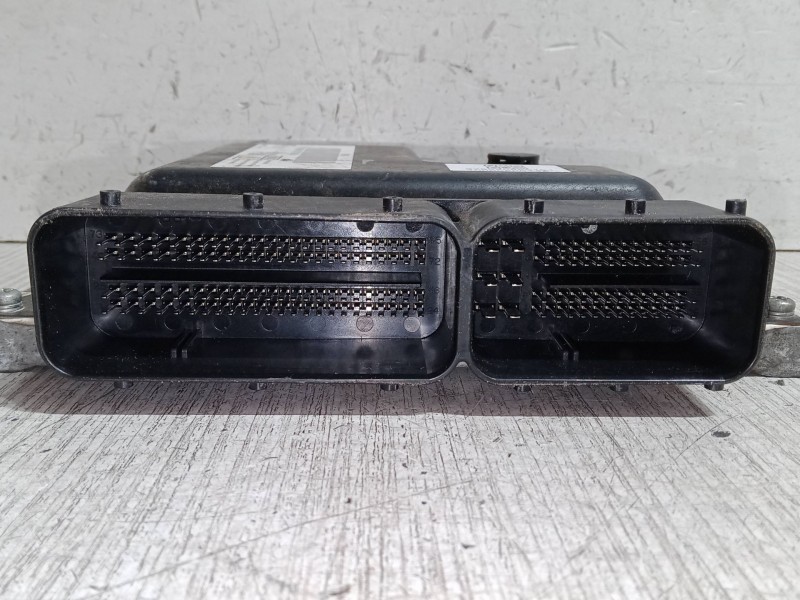 Recambio de centralita motor uce para opel astra j (p10) 1.7 cdti (68) referencia OEM IAM   