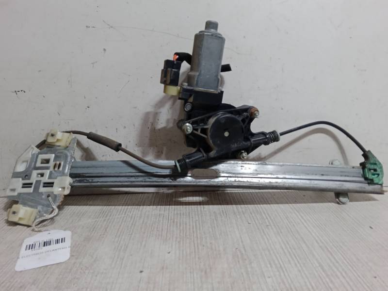 ELEVALUNAS ELECTRICO DELANTERO DERECHO 