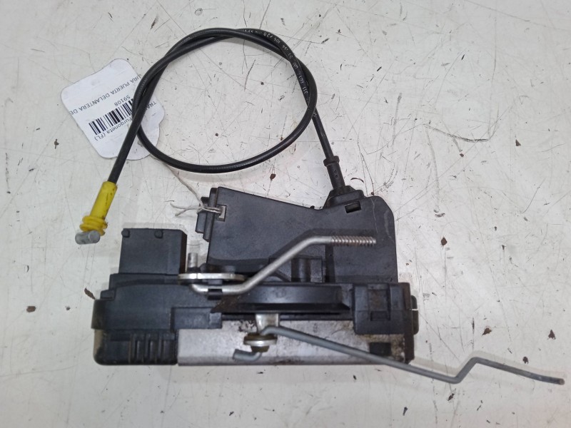 Recambio de cerradura puerta delantera derecha para renault trafic ii furgoneta (fl) 2.0 dci 115 (fl01, fl0u) referencia OEM IAM