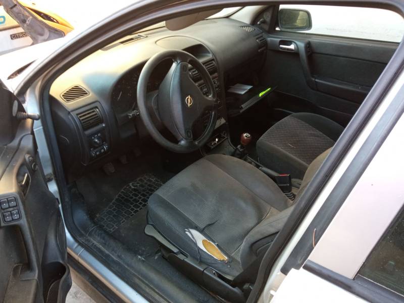 OPEL ASTRA G SEDÁN (T98)