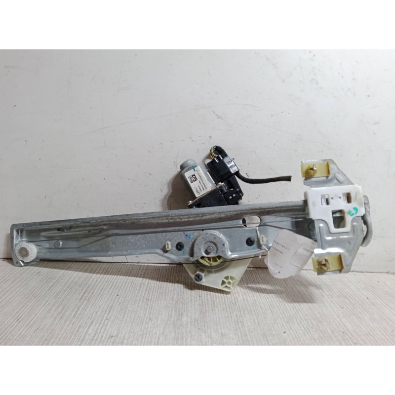 Recambio de elevalunas electrico delantero izquierdo para ford ka+ iii (uk, fk) 1.2 ti-vct referencia OEM IAM 402654F  