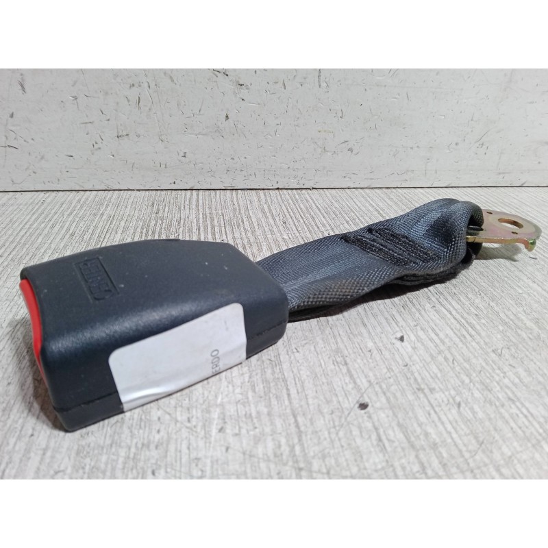 Recambio de anclaje cinturon trasero izquierdo para hyundai getz (tb) 1.5 crdi referencia OEM IAM   