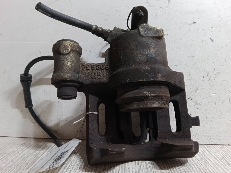 Recambio de pinza freno delantera izquierda para fiat scudo autobús (220_) 2.0 jtd referencia OEM IAM   
