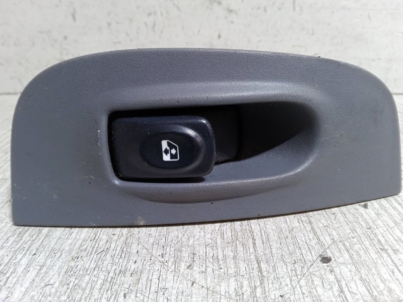 Recambio de mando elevalunas delantero derecho para renault megane i (ba0/1_) 1.6 16v (ba04, ba0b, ba11, ba1j, ba16, ba19, ba1k,