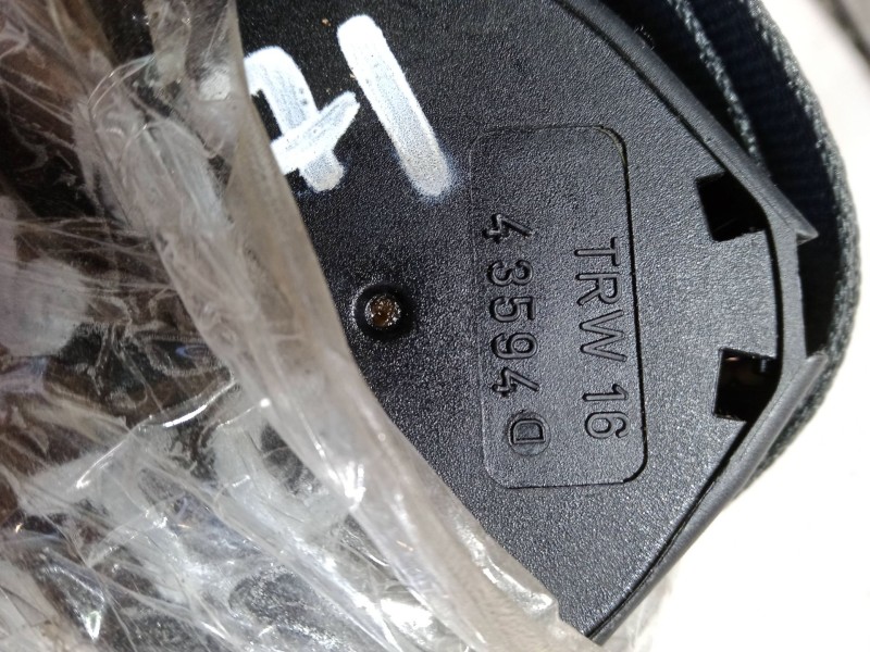 Recambio de cinturon seguridad trasero central para renault clio ii (bb_, cb_) 1.2 (bb0a, bb0f, bb10, bb1k, bb28, bb2d, bb2h, cb