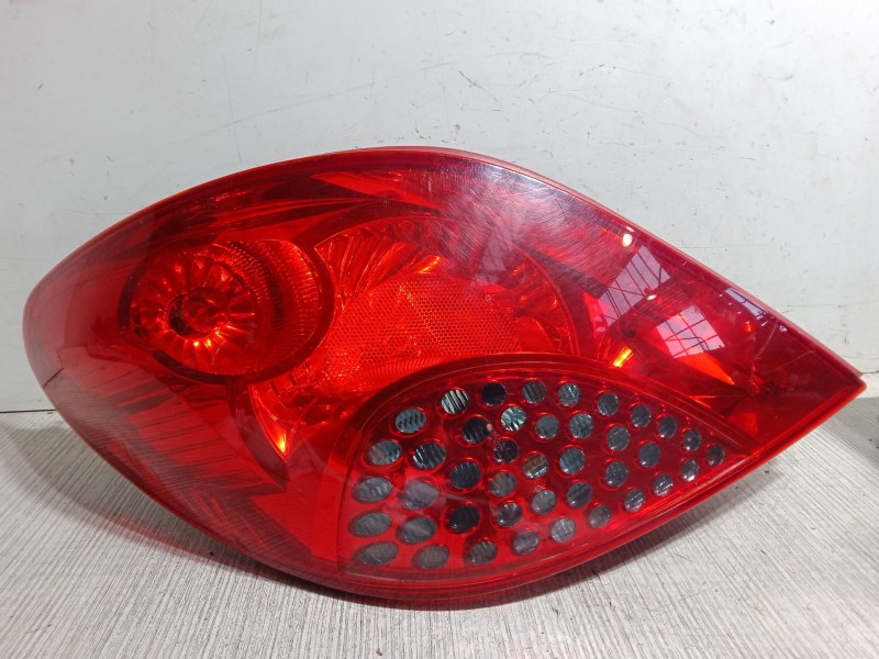 Recambio de piloto trasero izquierdo para peugeot 207/207+ (wa_, wc_) 1.4 referencia OEM IAM   