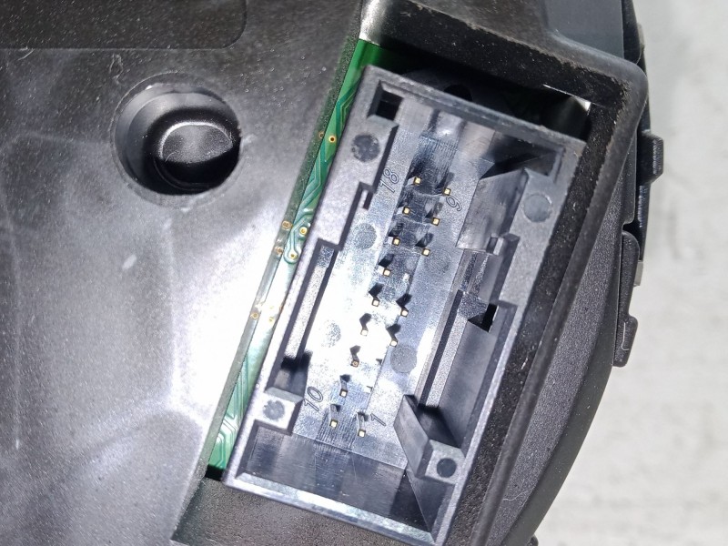 Recambio de cuadro instrumentos para seat leon st (5f8) 2.0 tdi referencia OEM IAM   