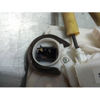 CERRADURA PUERTA TRASERA IZQUIERDA STUD651 