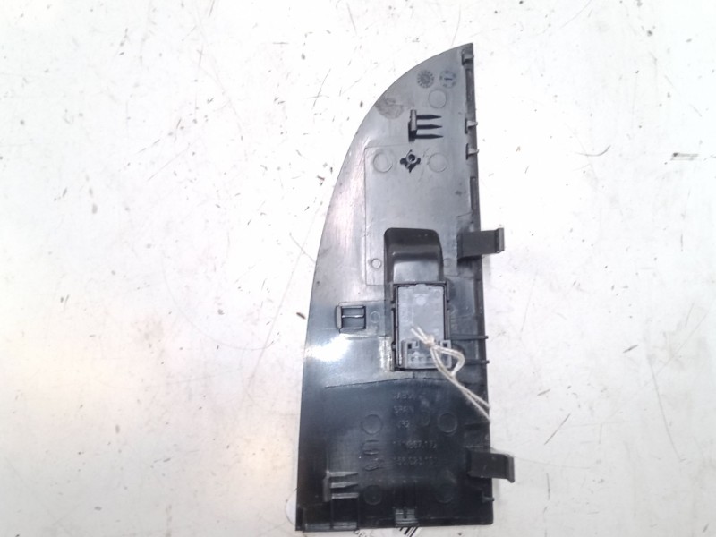 Recambio de mando elevalunas delantero derecho para seat leon (1p1) 1.4 tsi referencia OEM IAM   