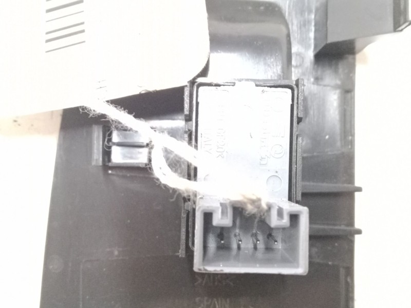 Recambio de mando elevalunas delantero derecho para seat leon (1p1) 1.4 tsi referencia OEM IAM   