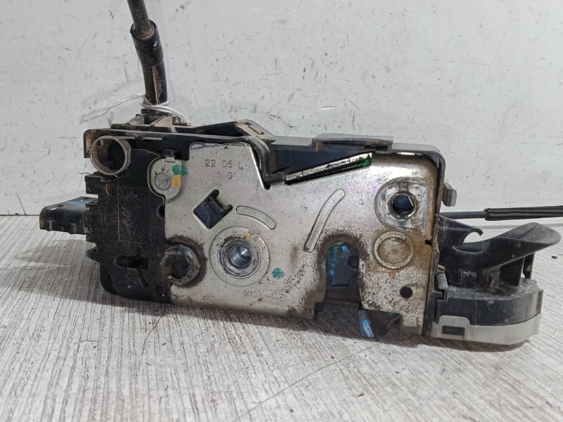 Recambio de cerradura puerta delantera izquierda para peugeot 207/207+ (wa_, wc_) 1.4 referencia OEM IAM   