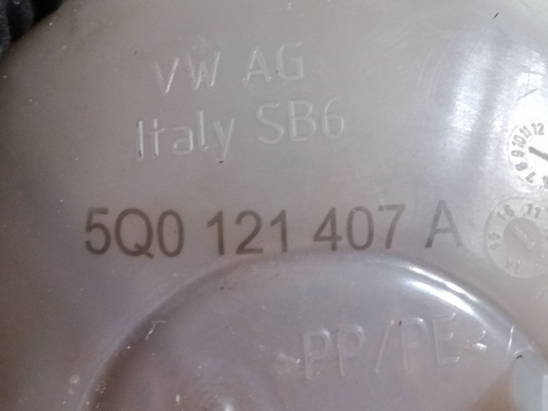 Recambio de botella expansion para seat leon st (5f8) 2.0 tdi referencia OEM IAM 5Q0121407A  