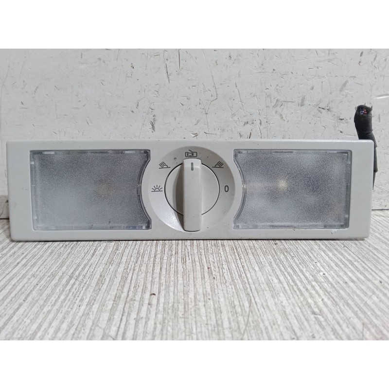 Recambio de luz interior trasera para seat leon st (5f8) 2.0 tdi referencia OEM IAM   