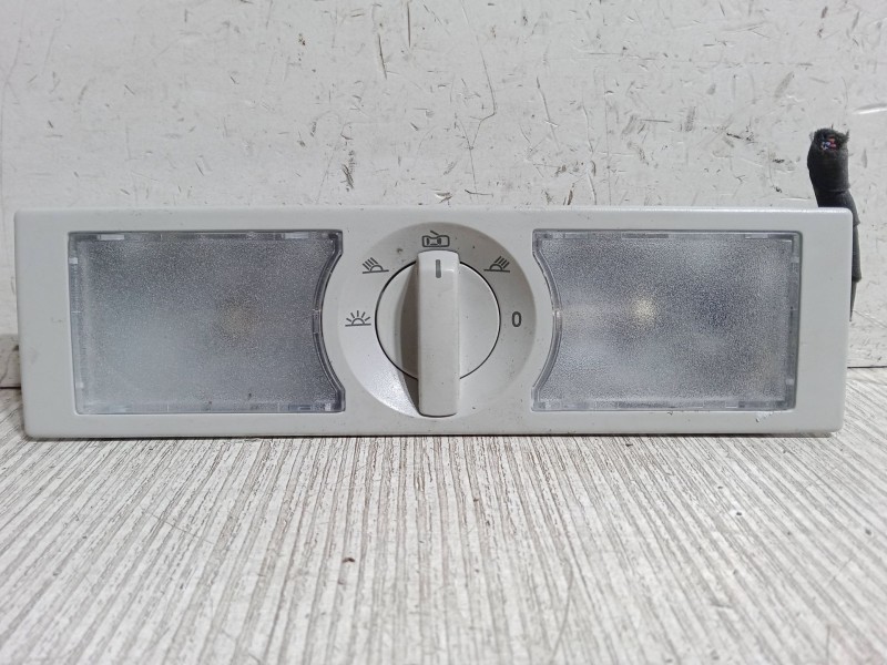 Recambio de luz interior trasera para seat leon st (5f8) 2.0 tdi referencia OEM IAM   