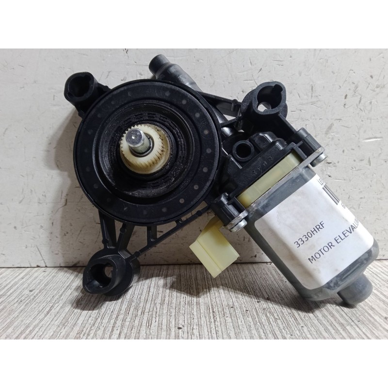 Recambio de motor elevaluna delantero izquierdo para seat leon st (5f8) 2.0 tdi referencia OEM IAM   