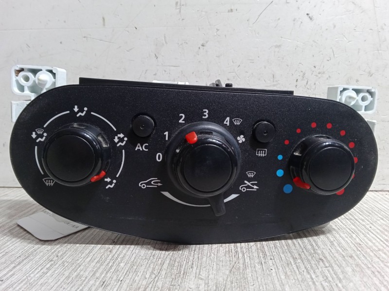 Recambio de mando calefaccion / a/a para dacia sandero ii 1.5 dci 75 / blue dci 75 (b8jw, b8m4, b8ah, b8m7, b8m6) referencia OEM