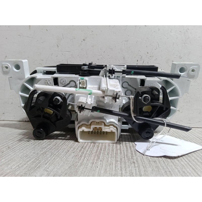 Recambio de mando calefaccion / a/a para dacia sandero ii 1.5 dci 75 / blue dci 75 (b8jw, b8m4, b8ah, b8m7, b8m6) referencia OEM