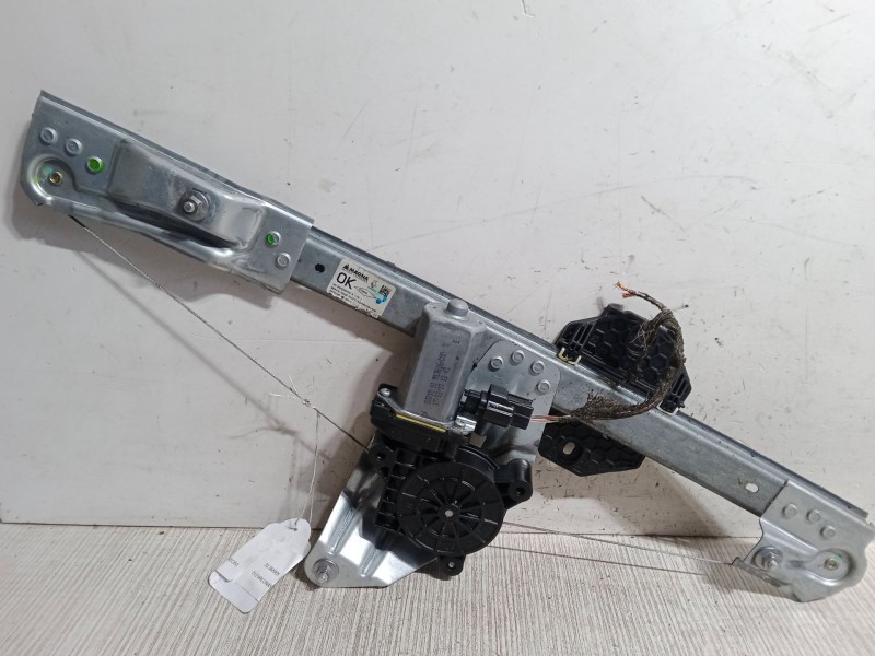 Recambio de elevalunas electrico delantero derecho para dacia sandero ii 1.5 dci 75 / blue dci 75 (b8jw, b8m4, b8ah, b8m7, b8m6)