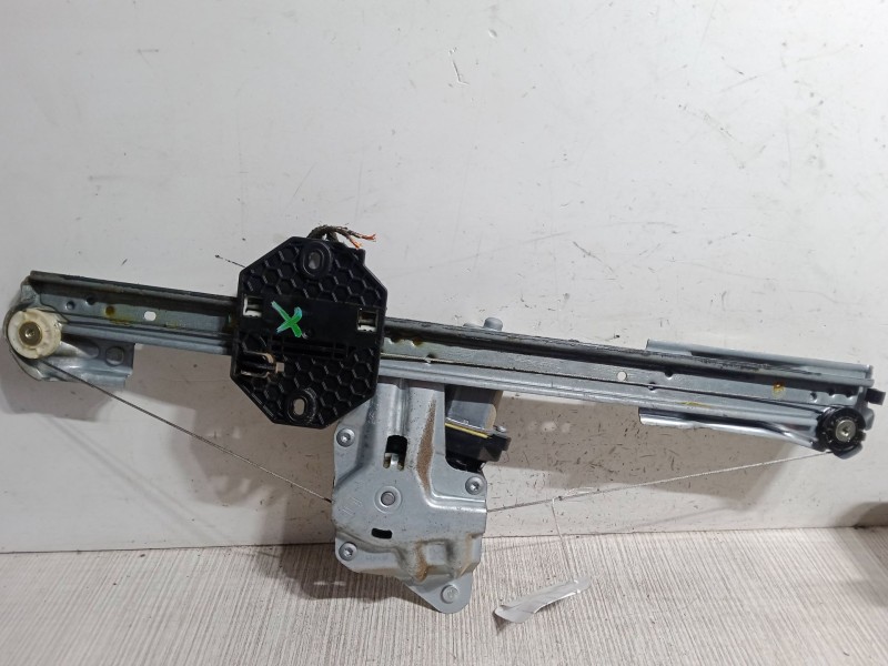 Recambio de elevalunas electrico delantero derecho para dacia sandero ii 1.5 dci 75 / blue dci 75 (b8jw, b8m4, b8ah, b8m7, b8m6)