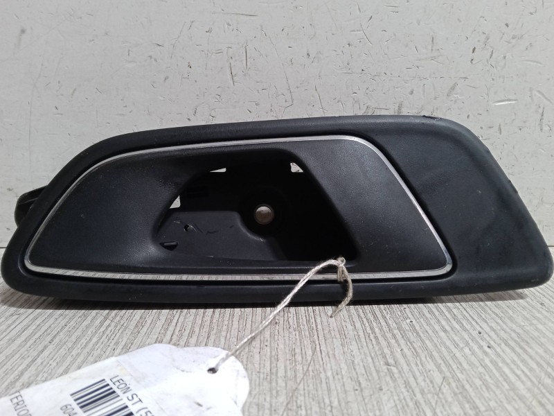 Recambio de maneta interior puerta delantera derecha para seat leon st (5f8) 2.0 tdi referencia OEM IAM   