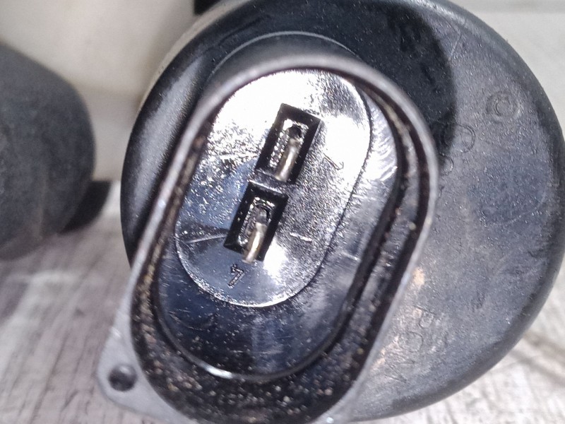 Recambio de bomba limpiaparabrisas para seat leon st (5f8) 2.0 tdi referencia OEM IAM 1K6955651  