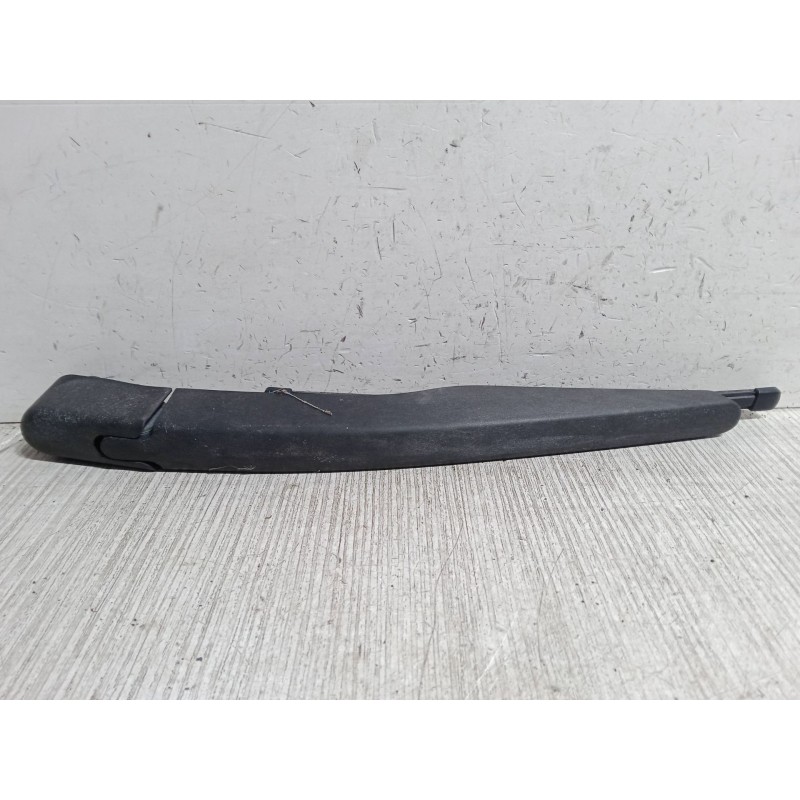 Recambio de brazo limpia trasero para ford ka+ iii (uk, fk) 1.2 ti-vct referencia OEM IAM   
