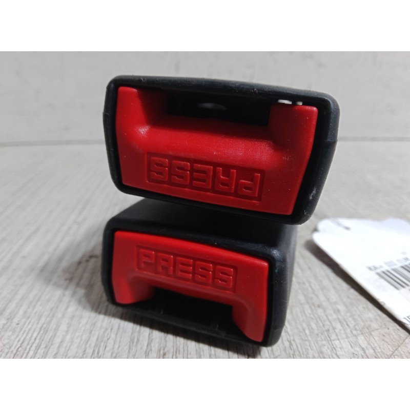 Recambio de anclaje cinturon trasero derecho para ford ka+ iii (uk, fk) 1.2 ti-vct referencia OEM IAM   