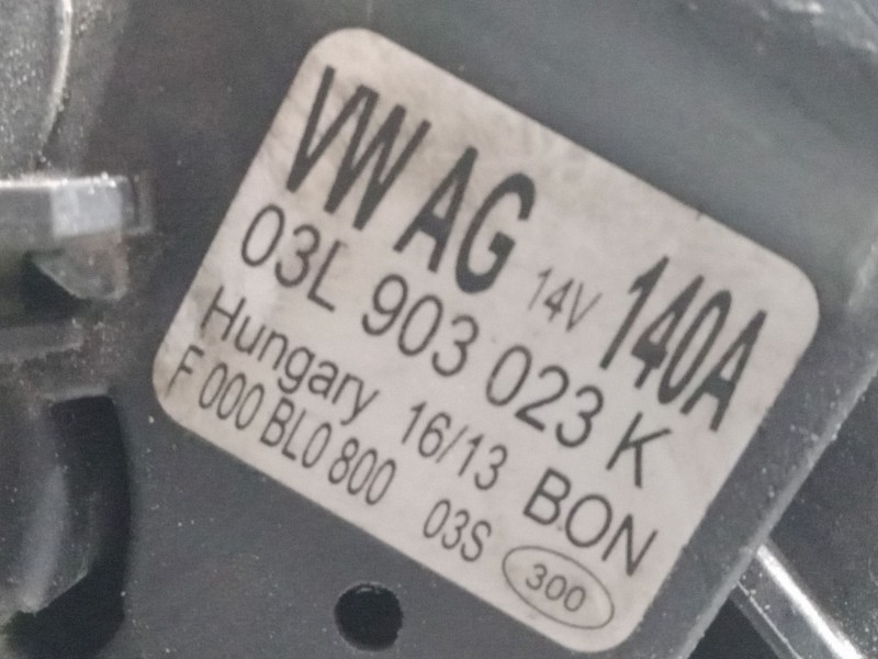 Recambio de alternador para seat leon st (5f8) 2.0 tdi referencia OEM IAM 03L903023  