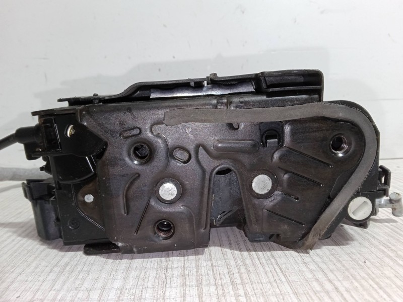 Recambio de cerradura puerta trasera izquierda para seat ibiza v (kj1, kjg) 1.6 tdi referencia OEM IAM   