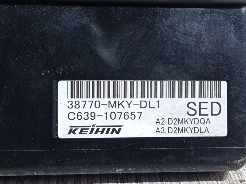 Recambio de centralita motor uce para honda cbr (601cc - ) cbr 650 r (rh01) referencia OEM IAM 38770MKYDL1  