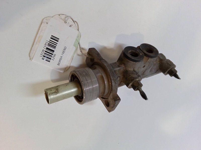 Recambio de bomba freno para seat leon (1m1) 1.6 16 v referencia OEM IAM   