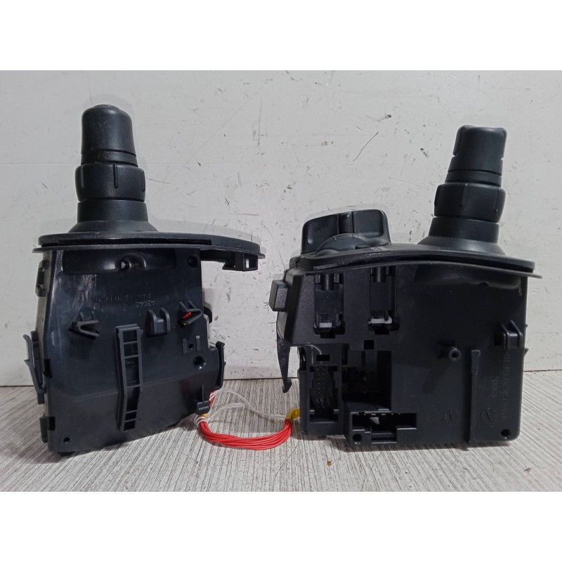 Recambio de mando luces para renault modus / grand modus (f/jp0_) 1.4 (jp01, jp0j) referencia OEM IAM 7701057088A  