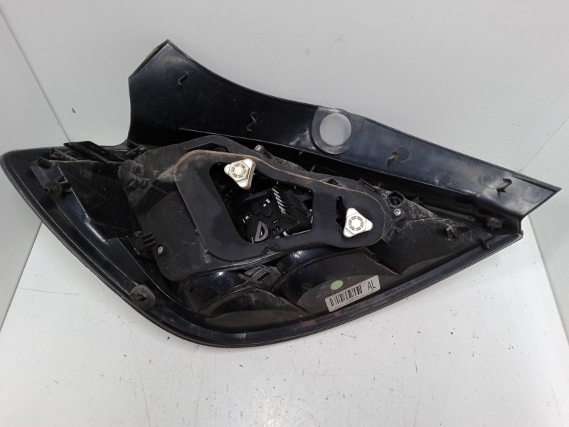 Recambio de piloto trasero derecho para opel astra h furgoneta/station wagon (l70) 1.7 cdti (l70) referencia OEM IAM 13222325  