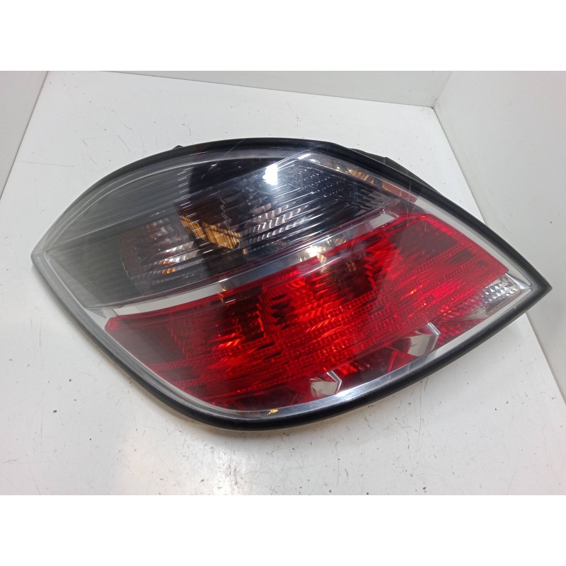 Recambio de piloto trasero izquierdo para opel astra h furgoneta/station wagon (l70) 1.7 cdti (l70) referencia OEM IAM 13222324 