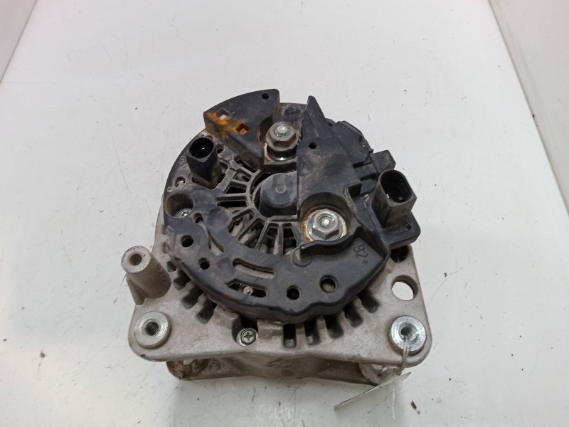 Recambio de alternador para nissan atleon tk35/1 referencia OEM IAM   